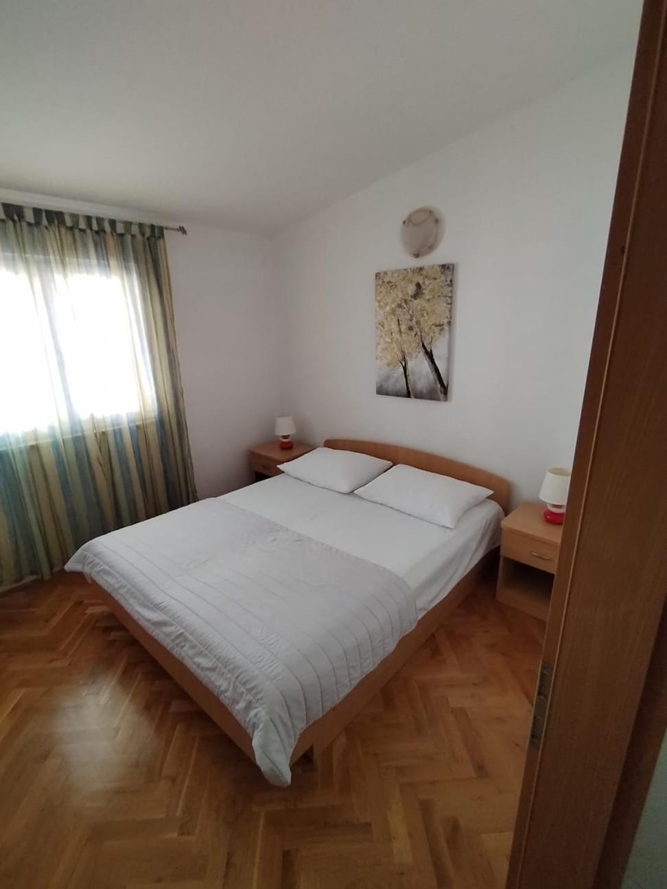 Apartmani Ljubo 普利莫顿 外观 照片