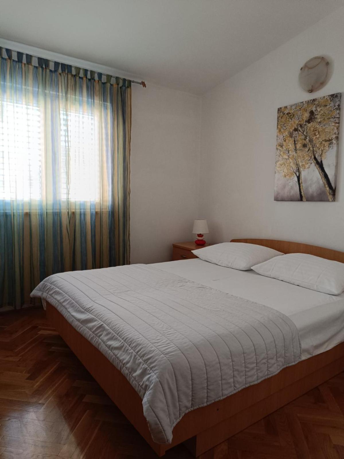 Apartmani Ljubo 普利莫顿 外观 照片