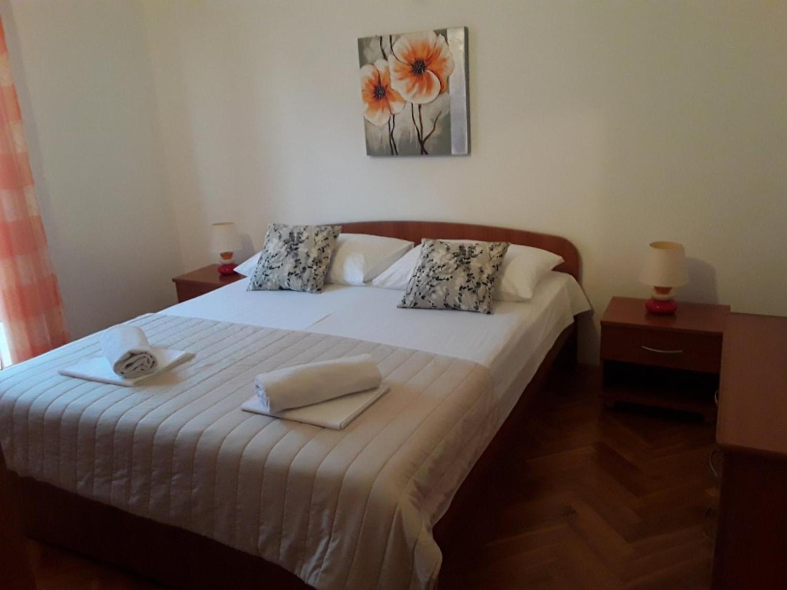 Apartmani Ljubo 普利莫顿 外观 照片