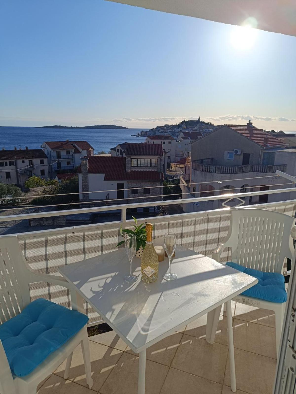 Apartmani Ljubo 普利莫顿 外观 照片